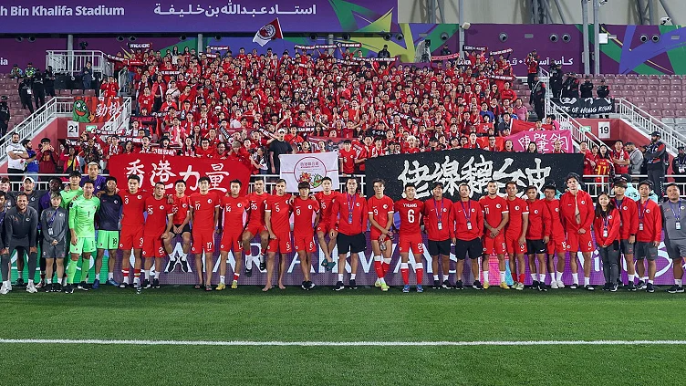断球后快速推进的反击瞬间(推进段的核心是纵向而不是横向)